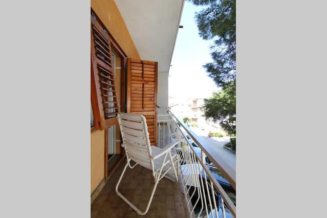 Eco-Apartments With Nice Garden Baška Voda المظهر الخارجي الصورة