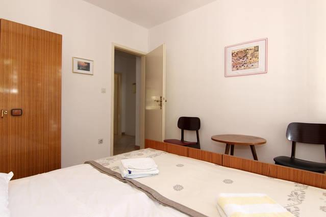 Eco-Apartments With Nice Garden Baška Voda المظهر الخارجي الصورة